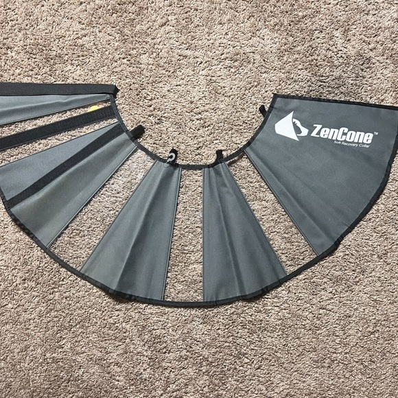 Pet/Dog-Zen Cone, pet recovery collar, health, adjustable - Picture 3 of 9